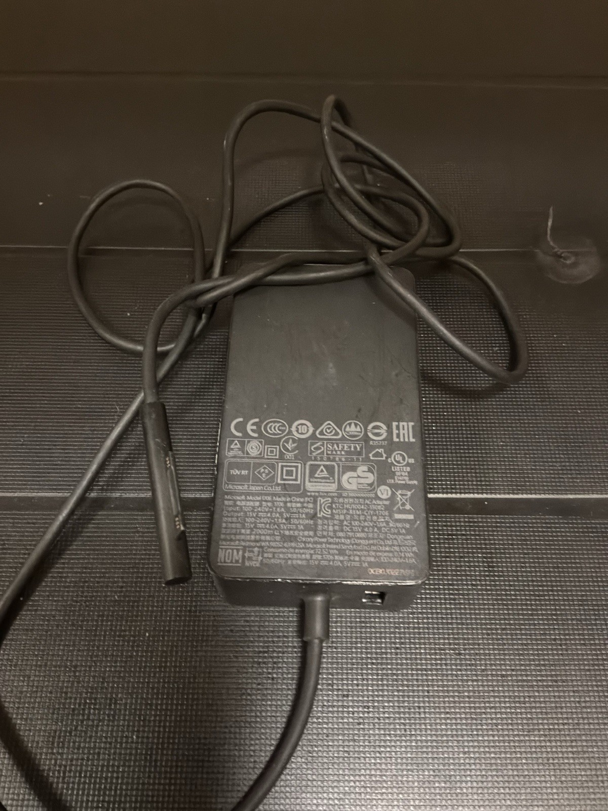 Microsoft Surface Connect Power Supply 65W Model 1706 — actual PRF item photo 1 of 1