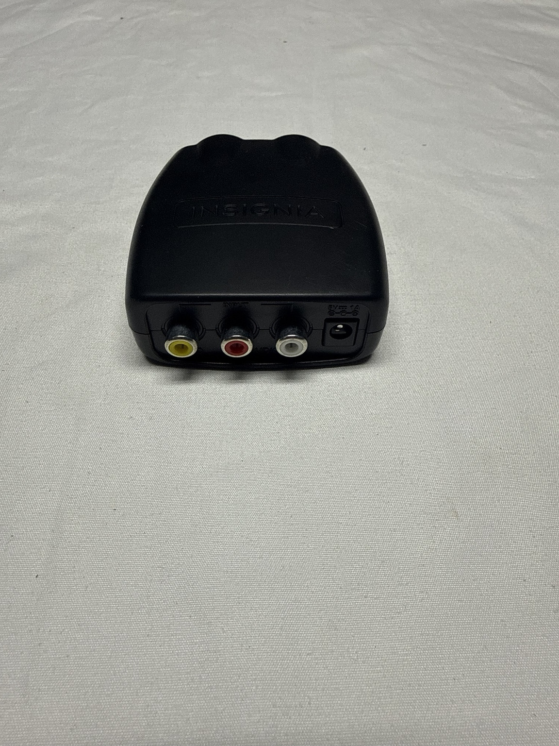 Insignia NS-HZ330 RCA to HDMI Analog Converter Used Open Box — actual PRF item photo 1 of 10