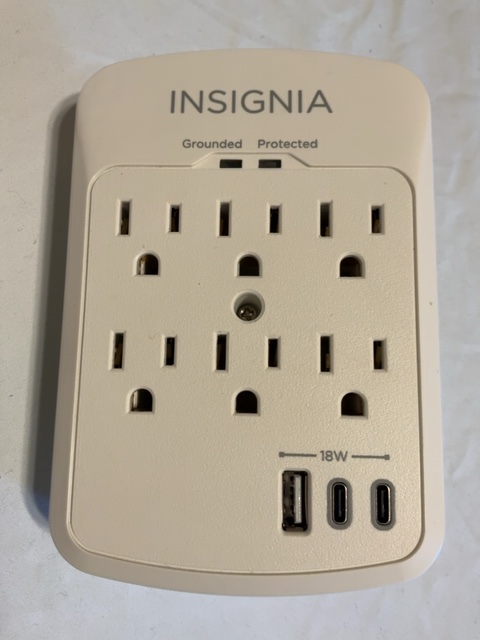 Insignia NS-WTSP26 6-Outlet Wall Tap Surge Protector USB-C USB-A 1800J — actual PRF item photo 1 of 1