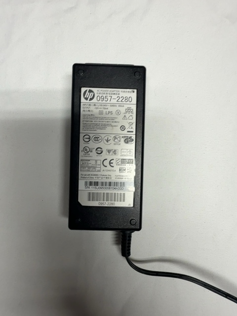 HP 0957-2280 Power Adapter — actual PRF item photo 3 of 3