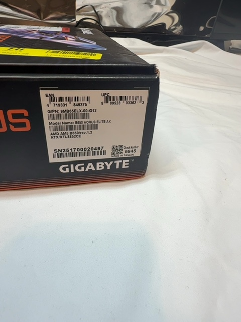 GIGABYTE B650 AORUS ELITE AX Open Box — actual PRF item photo 3 of 3