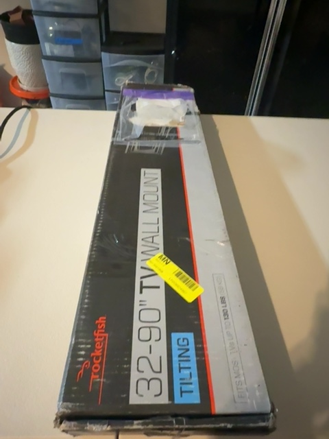 Rocketfish RF-TVMLPT03V3 Tilting TV Wall Mount for 32-90" TVs New Sealed — actual PRF item photo 1 of 2