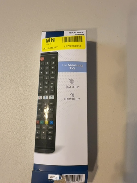 Insignia Replacement Remote for Samsung TVs NS-RMTSAM21 Open Box — actual PRF item photo 2 of 3