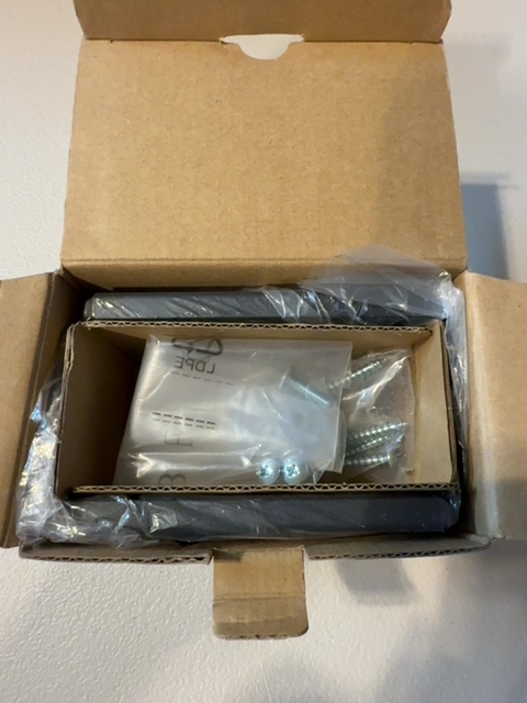 Insignia NS-SBFXB26 Fixed Soundbar Mount New Sealed