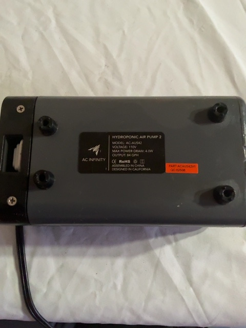 AC Infinity Hydroponic Air Pump 2 AC-AUS42 84 GPH Two Outlets - Pump Only — actual PRF item photo 3 of 3