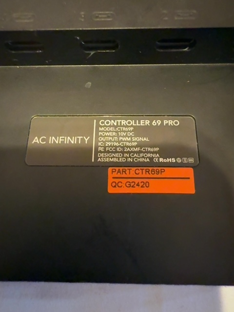 AC Infinity Controller 69 Pro CTR69P + CLOUDLAB Grow Tent Accessory Plate — actual PRF item photo 4 of 4