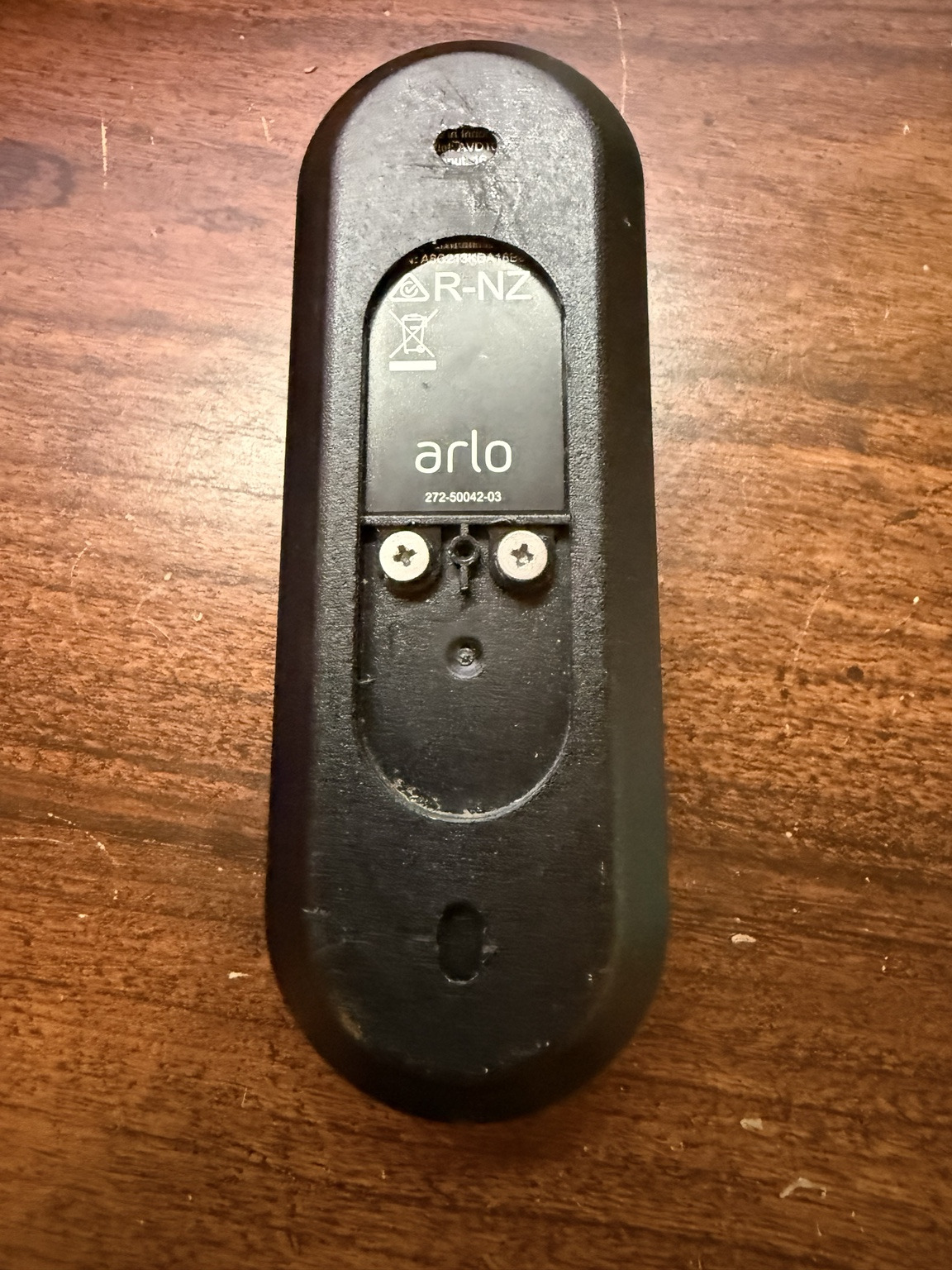 Arlo Essential Wired Video Doorbell AVD1001 White w/ 3 Mounting Wedges — actual PRF item photo 4 of 5