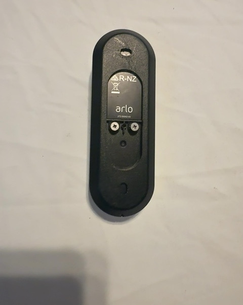 Arlo Essential Wired Video Doorbell AVD1001 White w/ 3 Mounting Wedges — actual PRF item photo 5 of 5